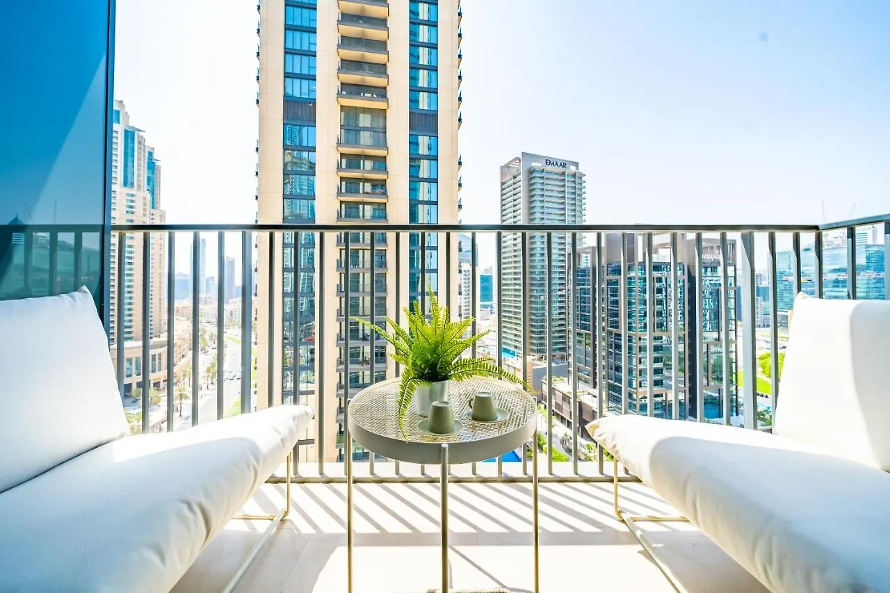 Incredible Views From This Classy Apt With Terrace Dubai