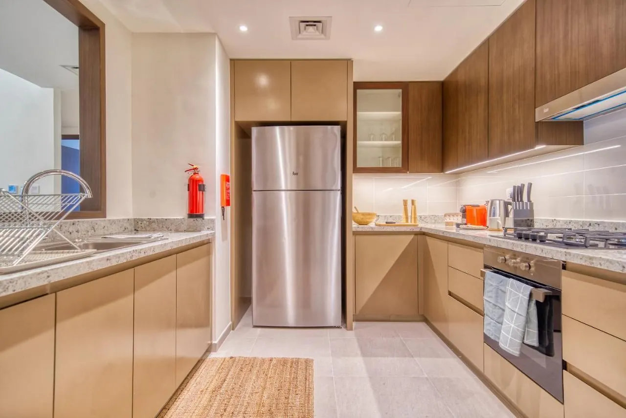 Apartment Incredible Views From This Classy Apt With Terrace Dubai United Arab Emirates