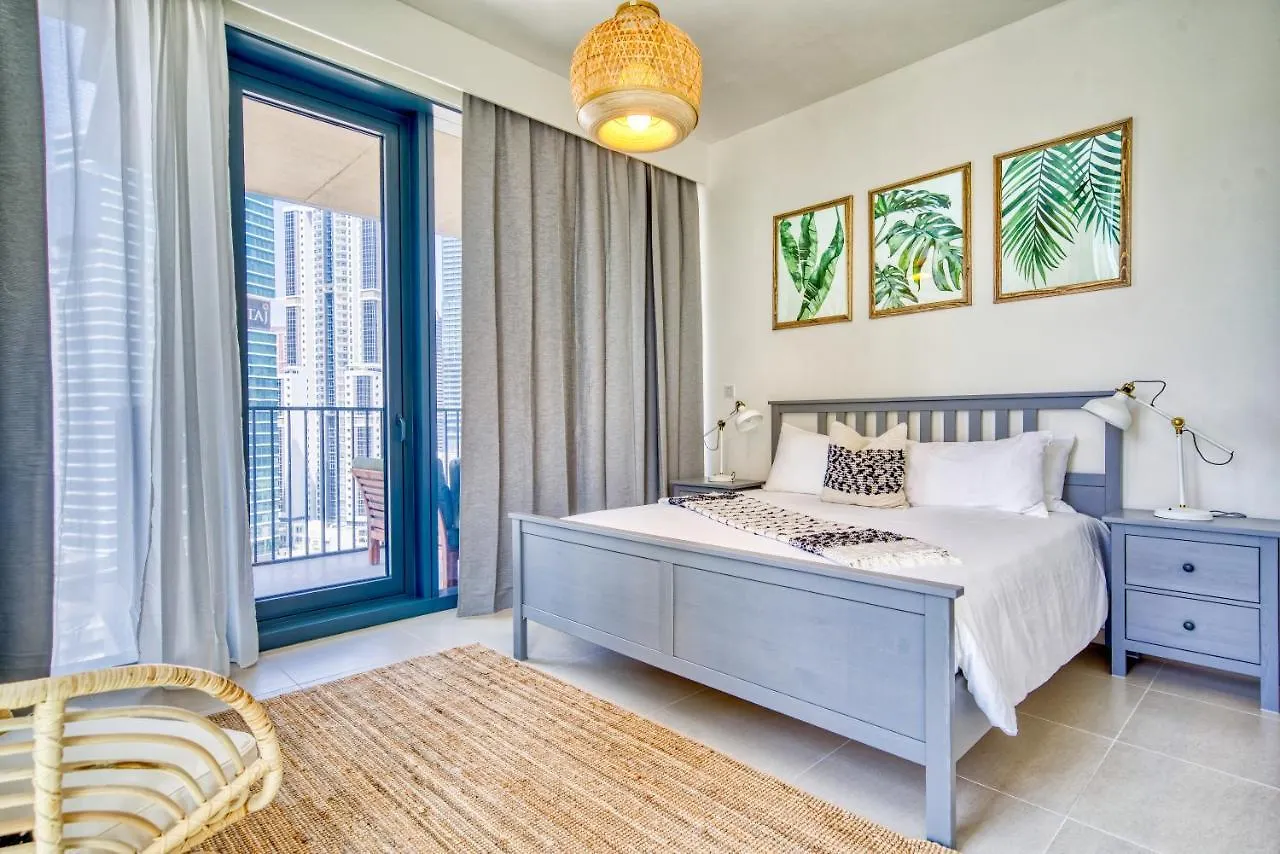 Incredible Views From This Classy Apt With Terrace Dubai Apartment