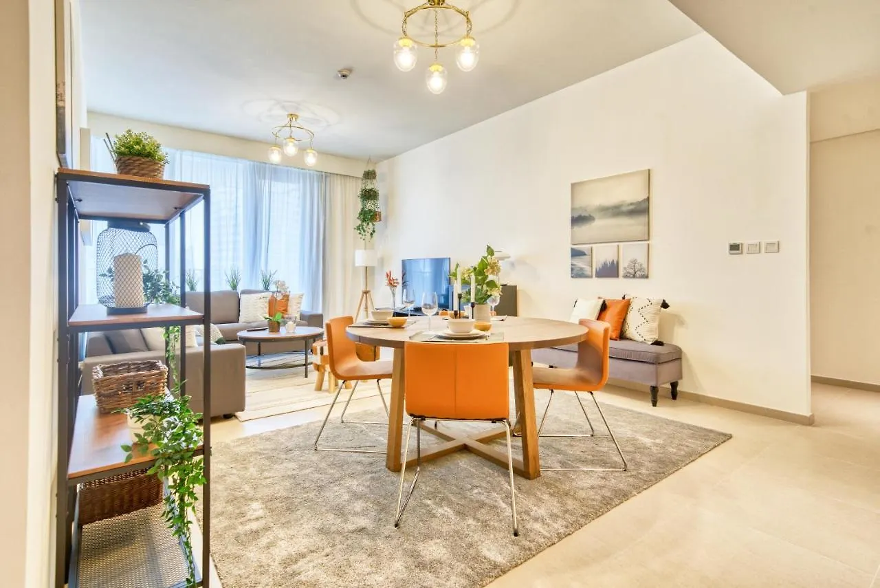 Incredible Views From This Classy Apt With Terrace Dubai Apartment