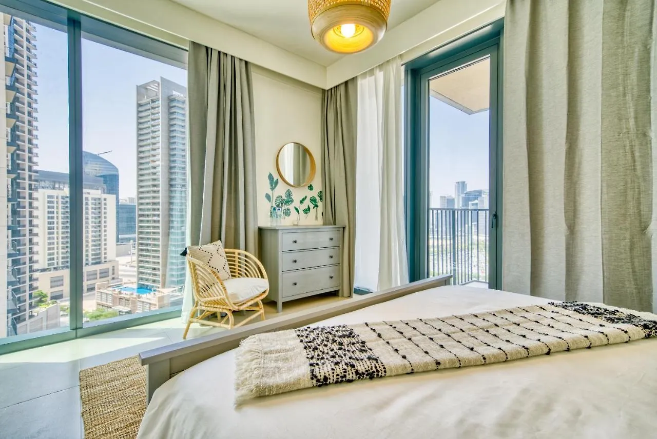 Incredible Views From This Classy Apt With Terrace Dubai United Arab Emirates